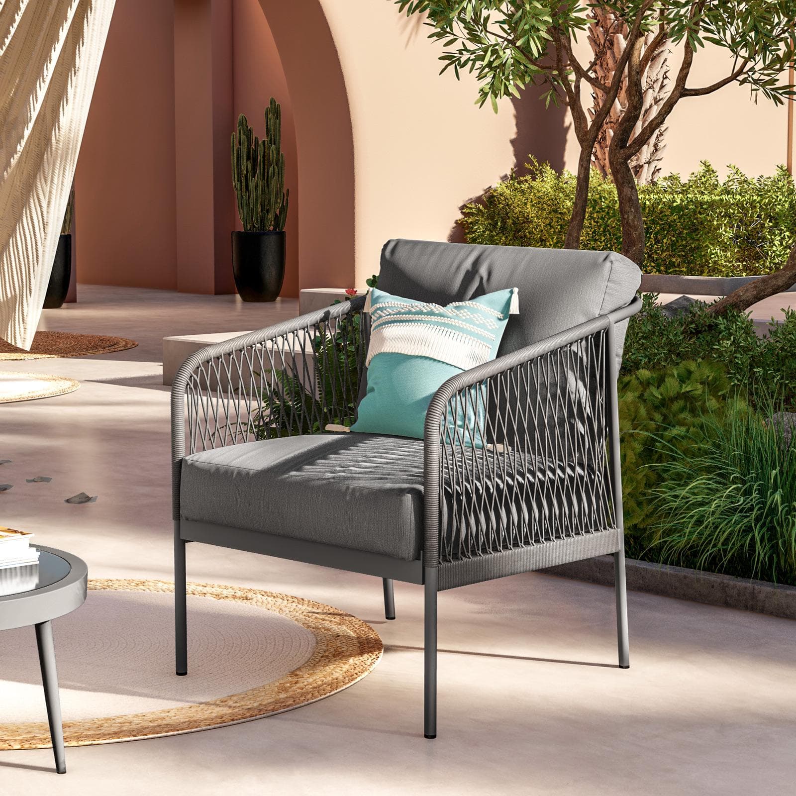 Set relax in alluminio antracite con cuscini grigi e due tavolini - Orosei