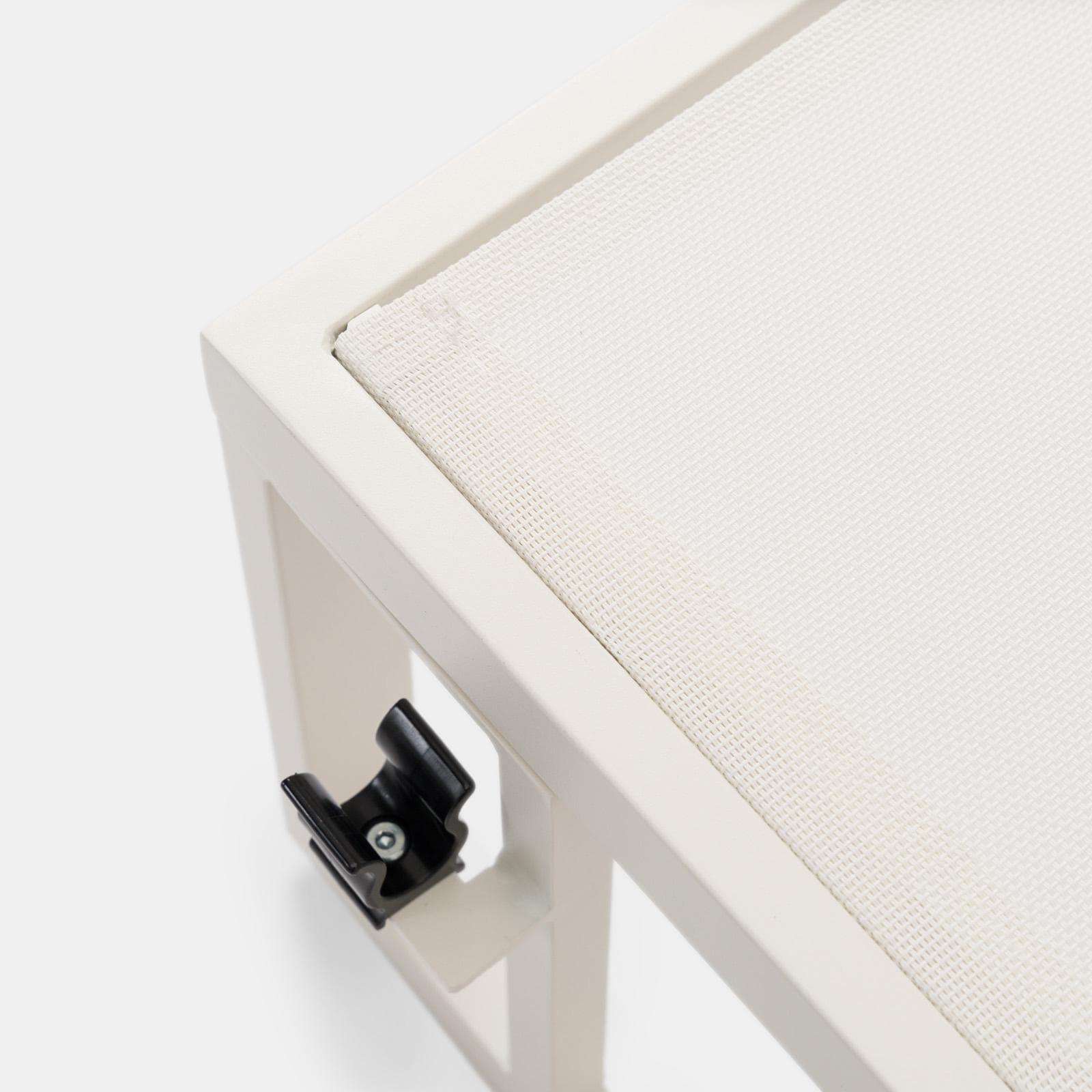 Set relax modulare in alluminio bianco con cuscini grigi e dettagli in corda - Miranda