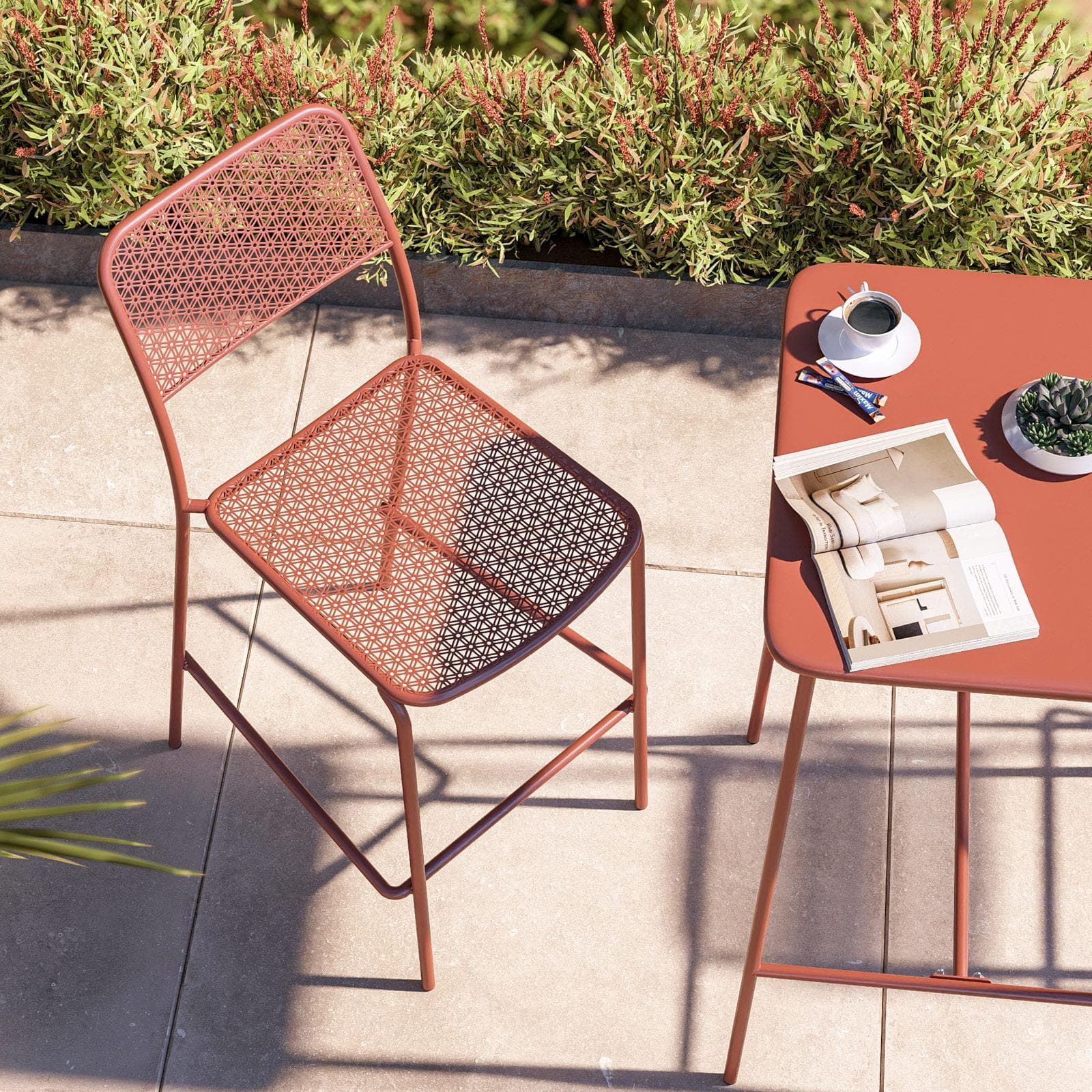 Sgabello alto da esterno impilabile in acciaio terracotta - Faber