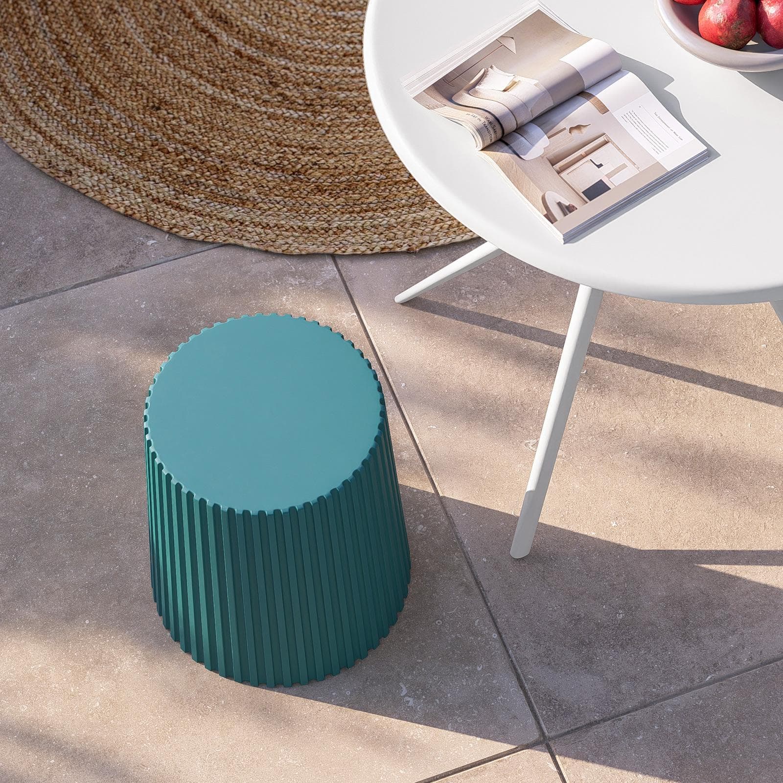 Sgabello basso da giardino rotondo 39 cm in polipropilene blu petrolio - Xilo
