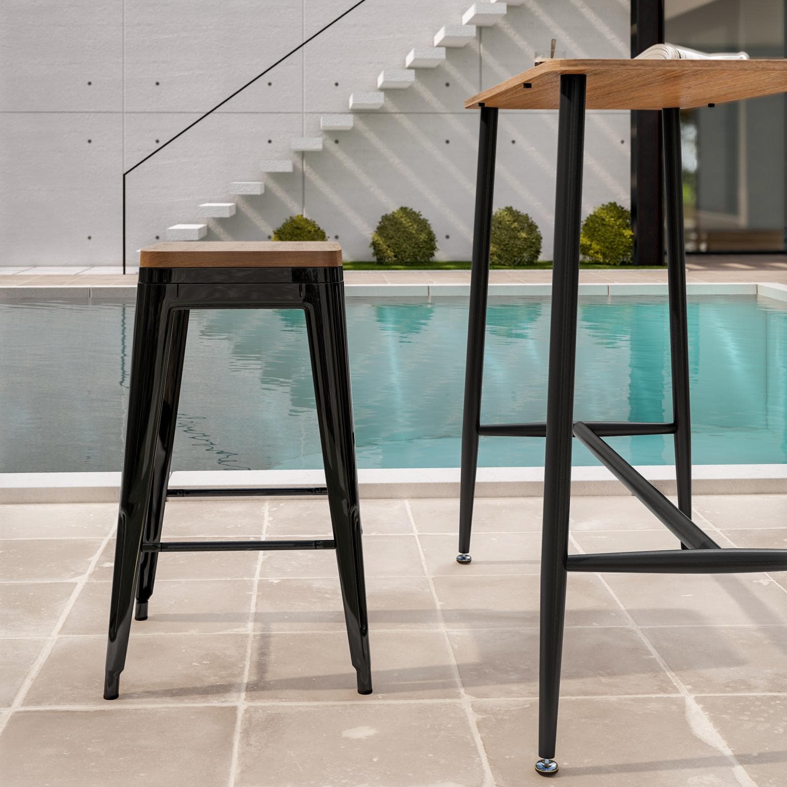 Sgabello da giardino impilabile stile industrial in metallo nero con seduta in legno - Farley