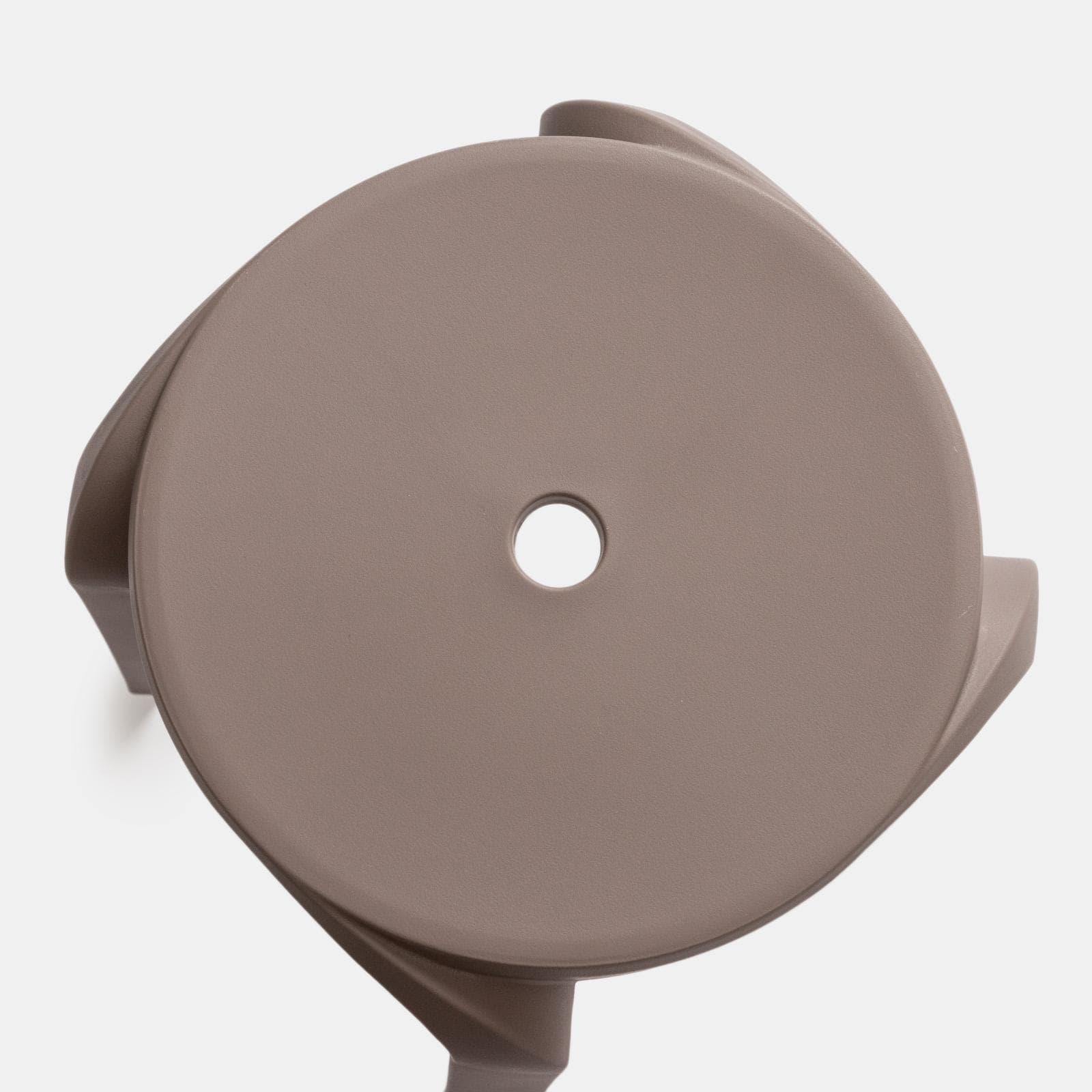Sgabello impilabile in polipropilene cappuccino - Huxley