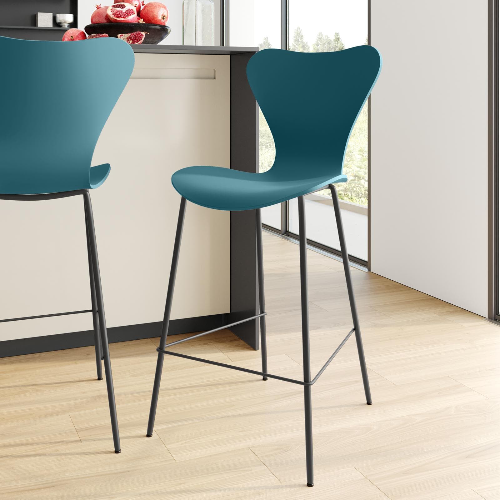 Sgabello in polipropilene blu petrolio con seduta effetto legno e gambe in metallo nero - Dolly