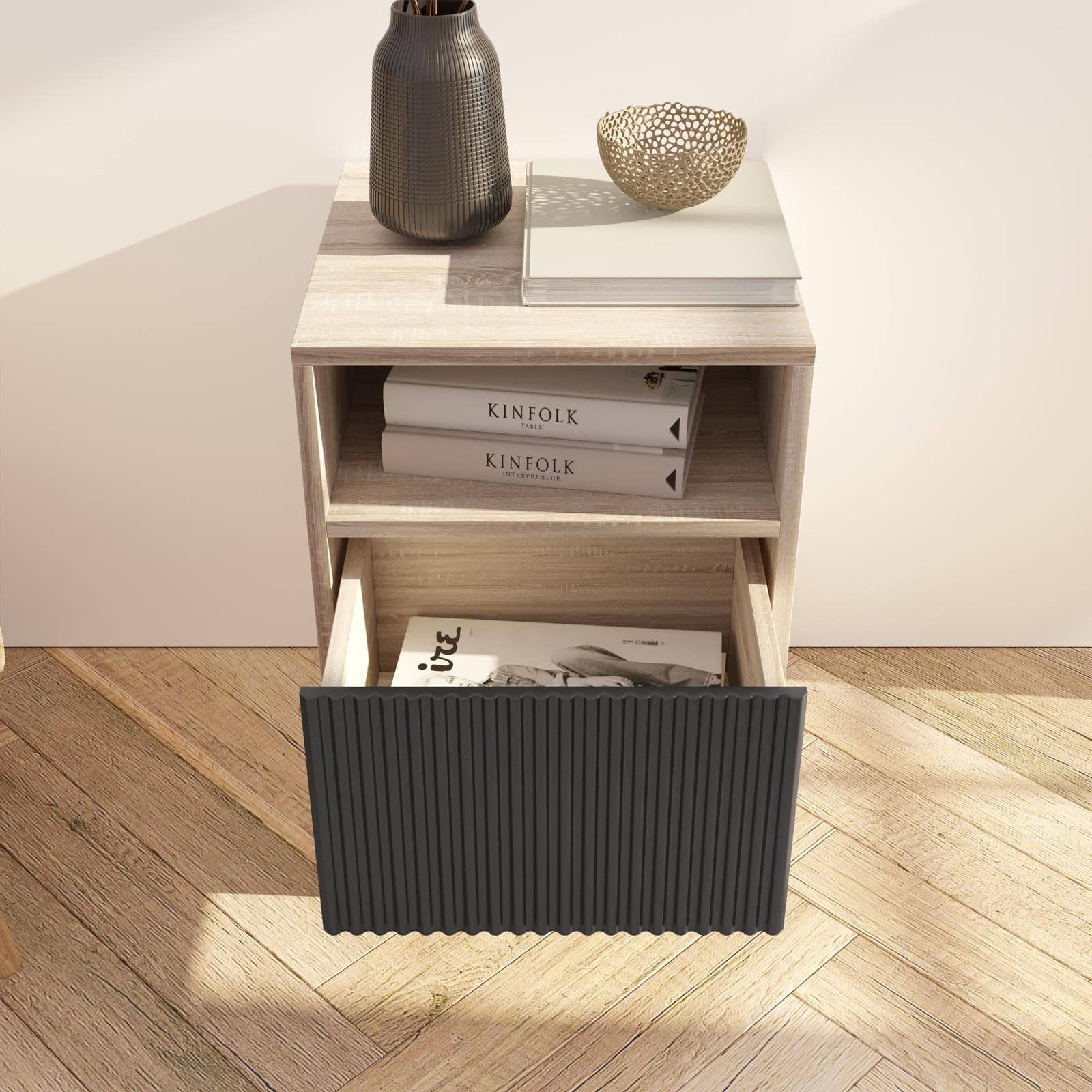 Comodino 40 cm in legno cannettato rovere e nero - Sven