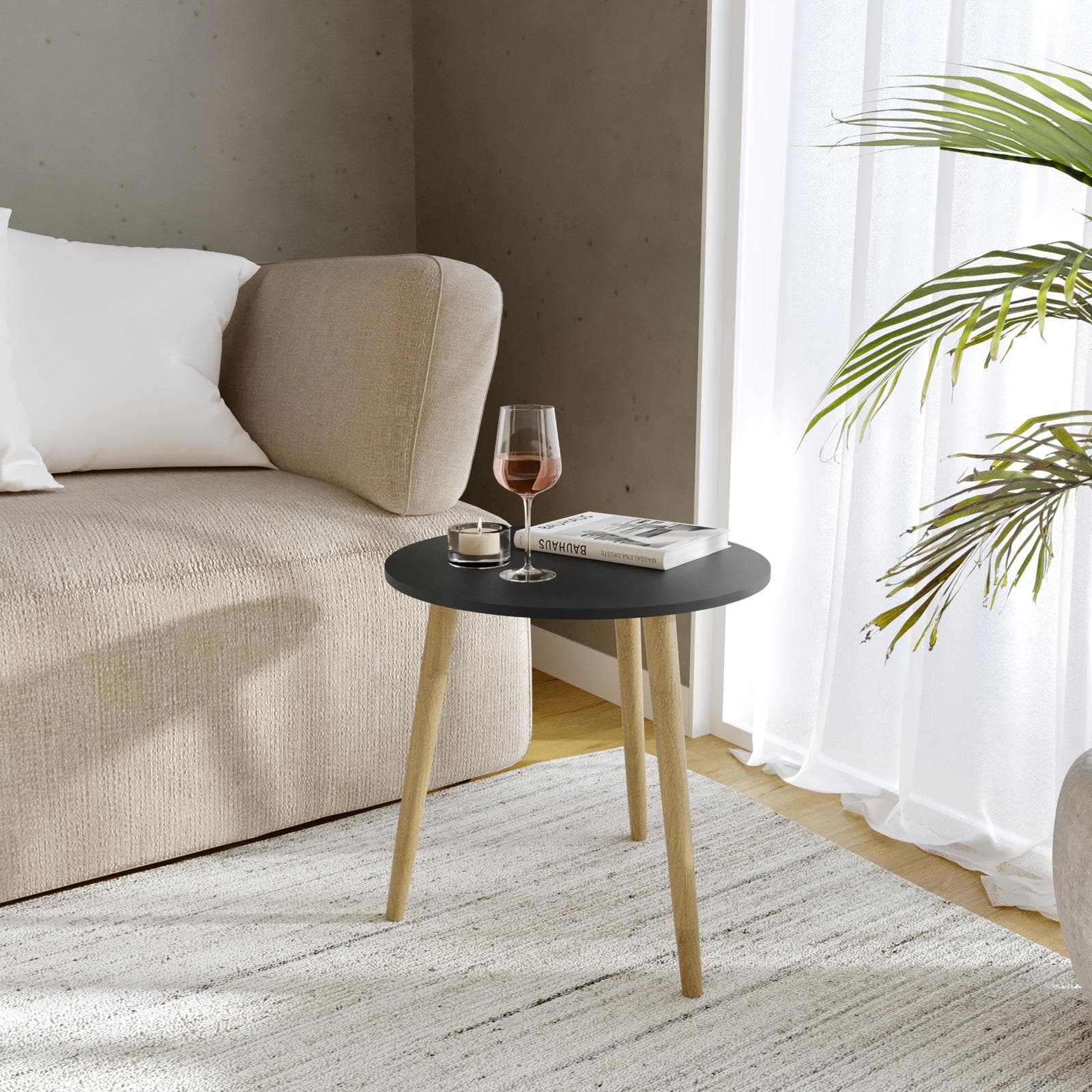 Tavolino 40x40h cm nero con gambe in legno - Esema