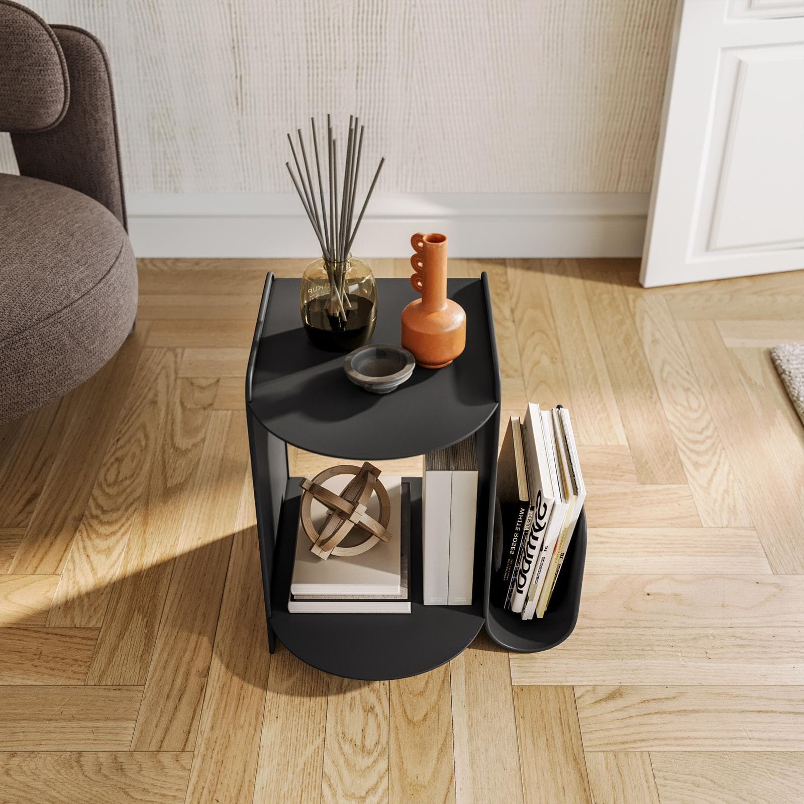 Tavolino da interno 43x46h cm in metallo nero opaco con base incurvata - Tlimo