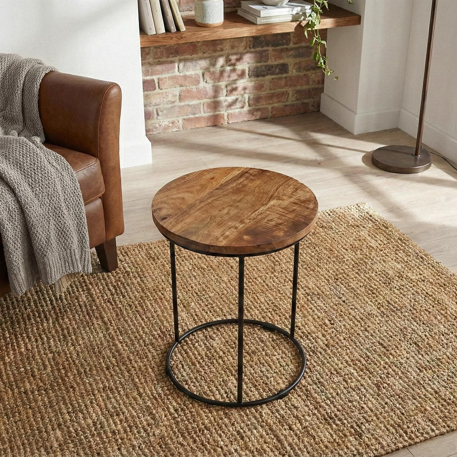 IQUIQUE TAVOLINO D 30 X H 42 CM TOP LEGNO MANGO - METALLO NERO