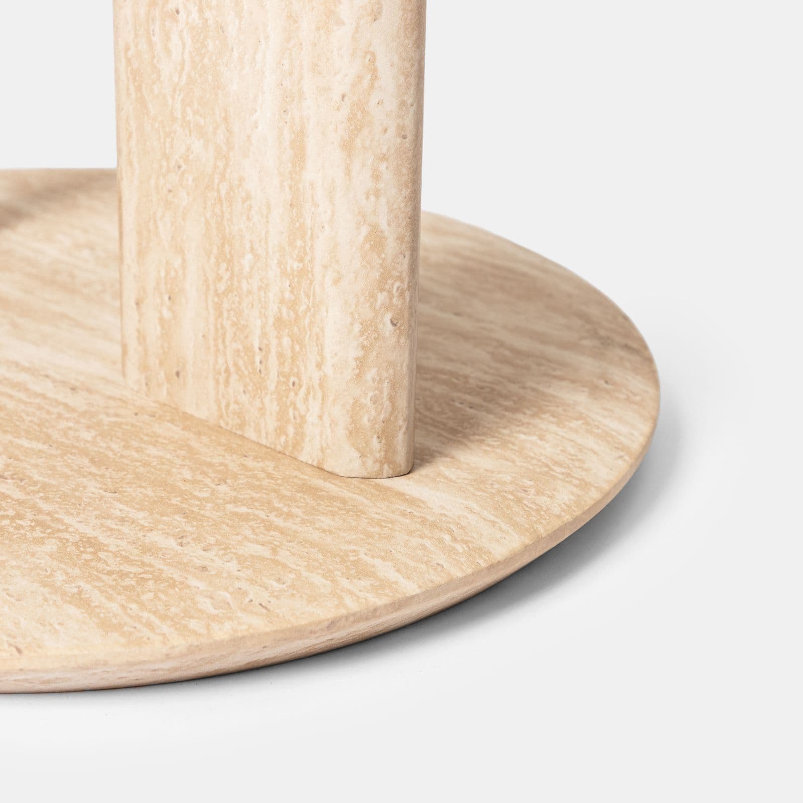 Tavolino rotondo 40x53h cm effetto travertino beige - Marvel