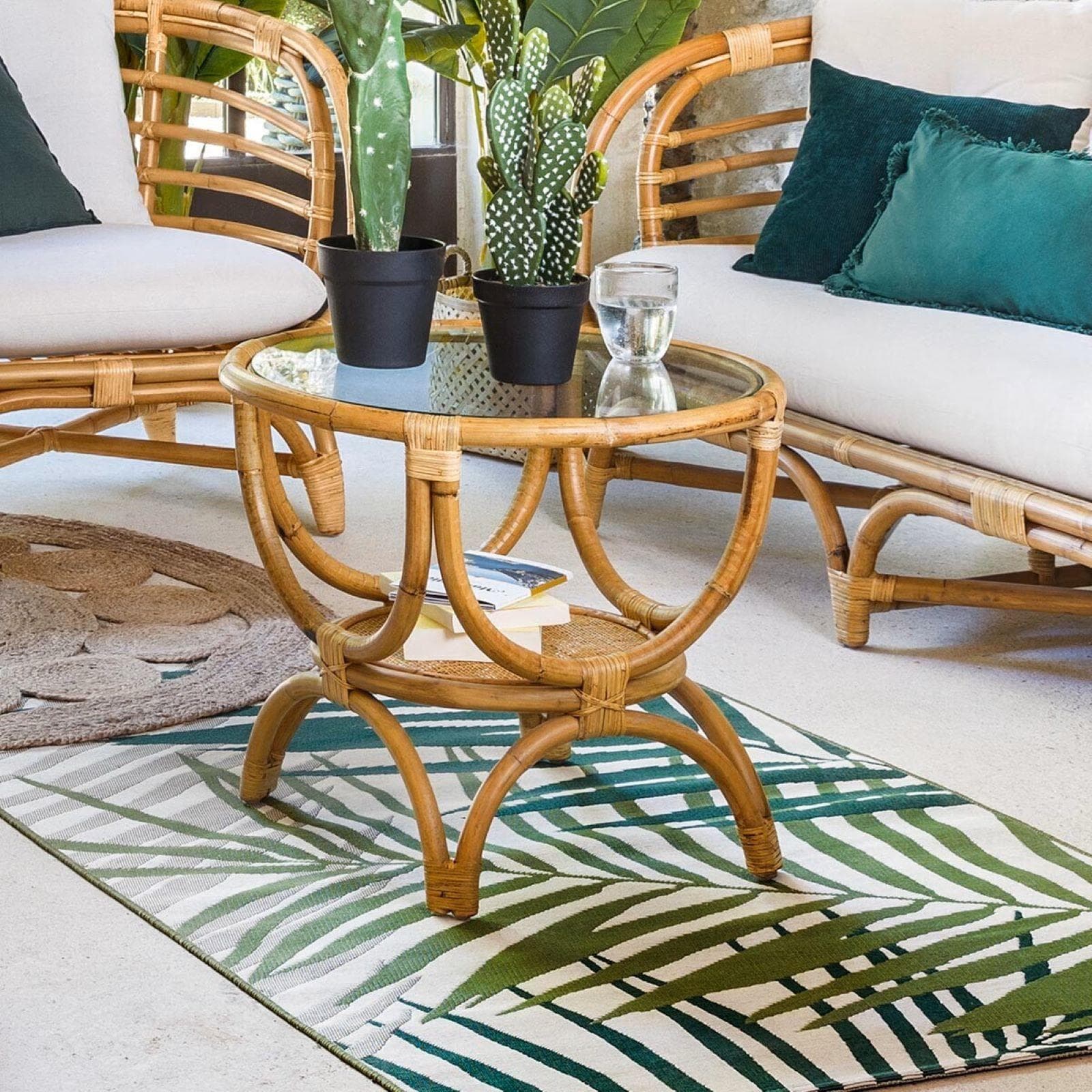Tavolino rotondo 60 cm in legno rattan e piano in vetro temperato - Zena