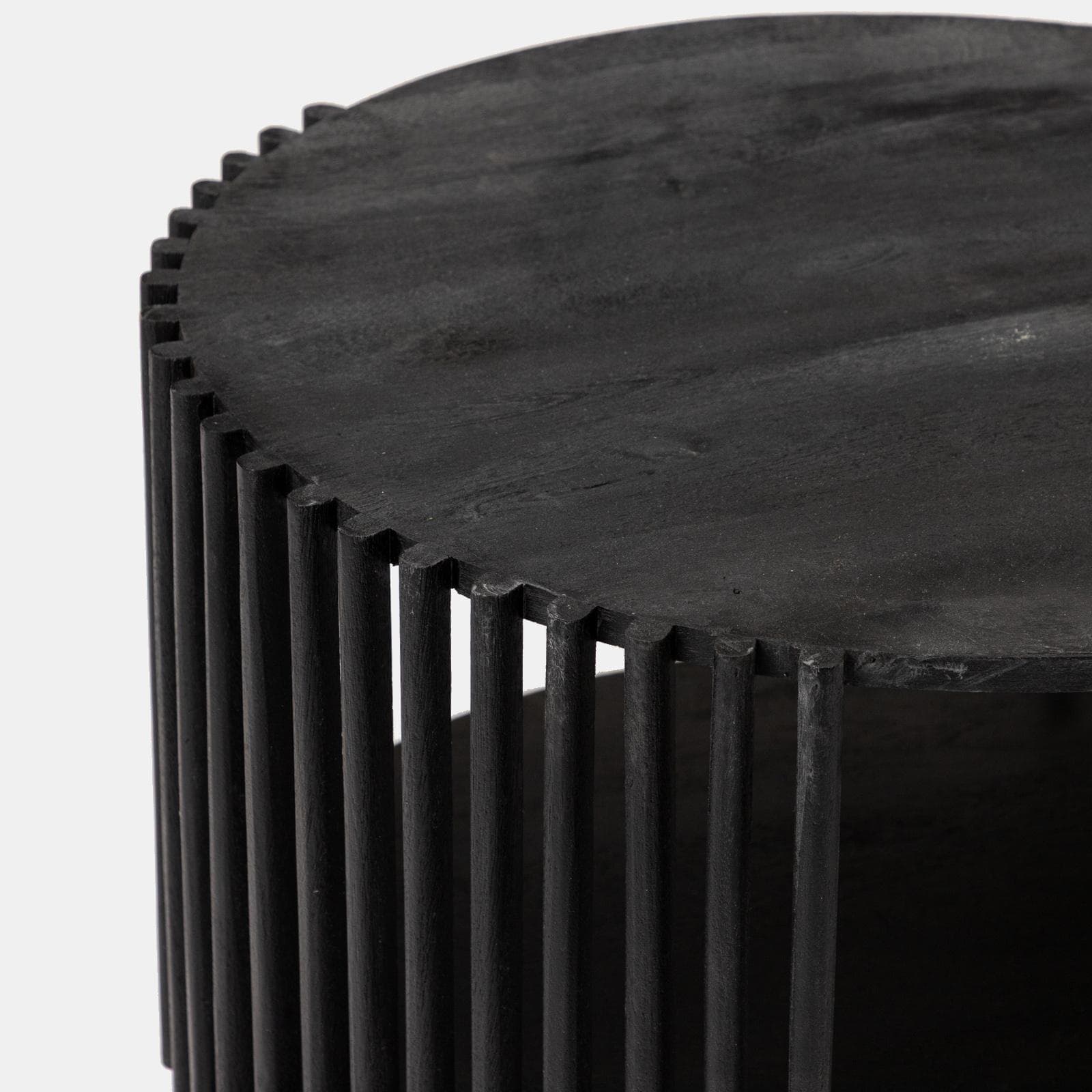 Tavolino rotondo 70 cm in legno di mango nero cannettato con vano portaoggetti - Malua