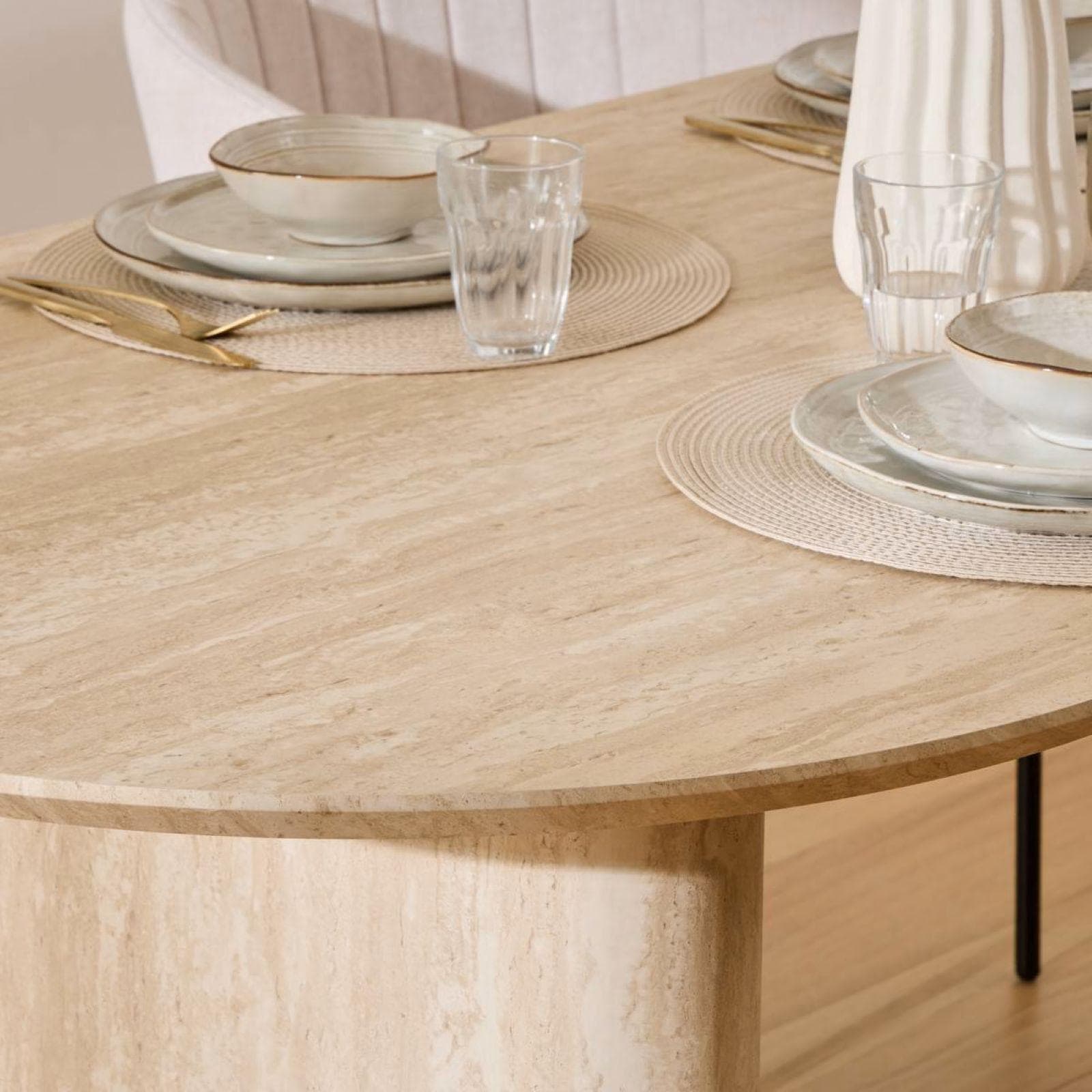 Tavolo 180x90 cm in legno effetto travertino beige - Thayla