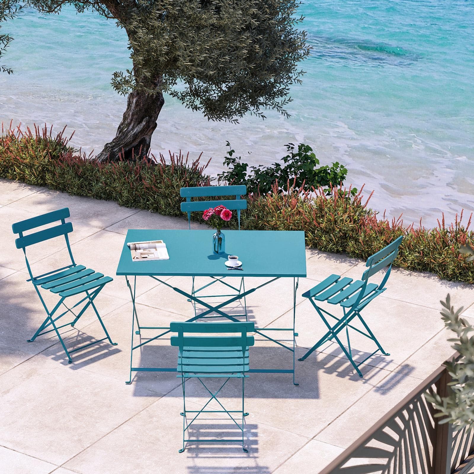 Tavolo da giardino pieghevole 110x70 cm in metallo blu pavone - Atelier
