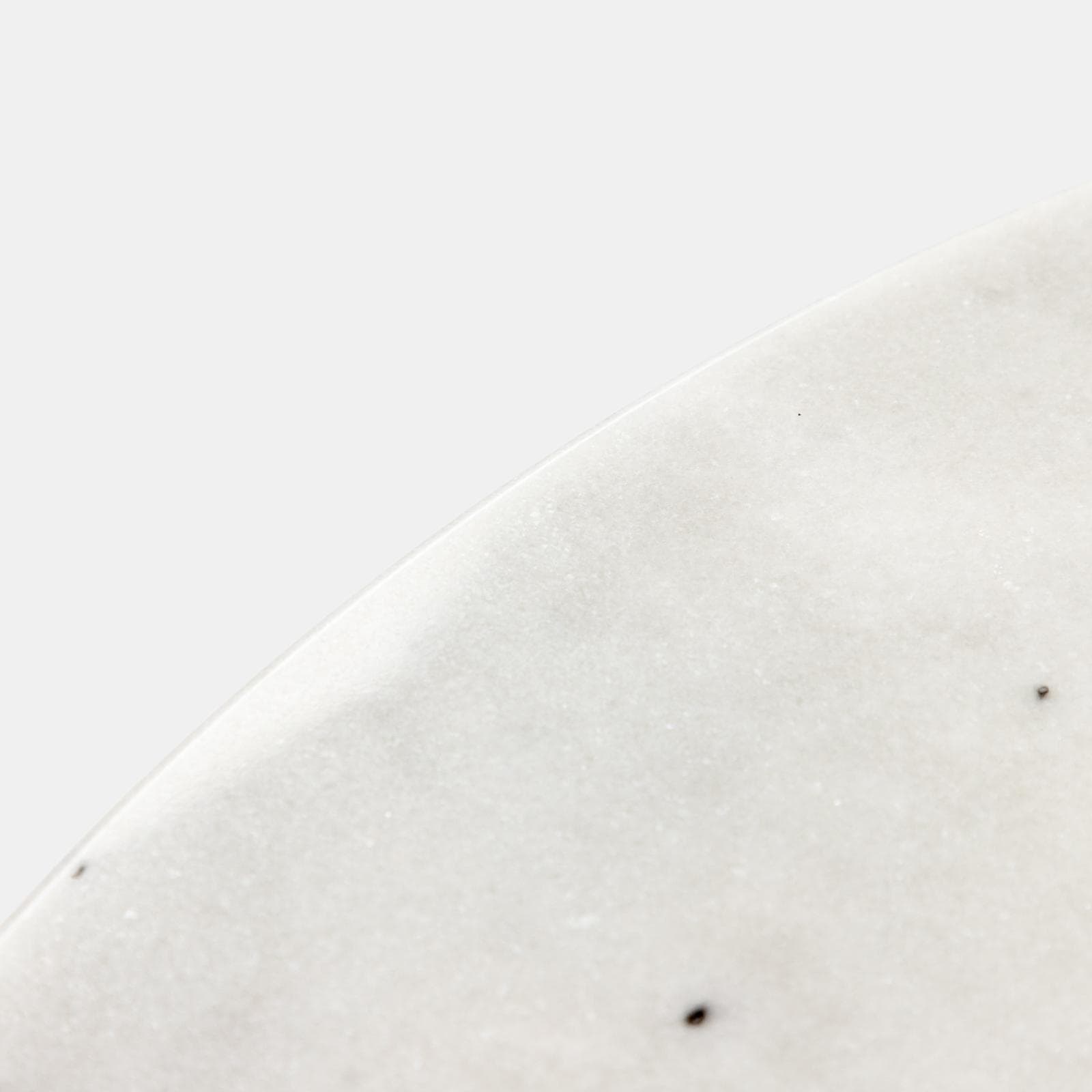 Tavolo da giardino rotondo 80 cm con top in marmo bianco e struttura nera - Gordon