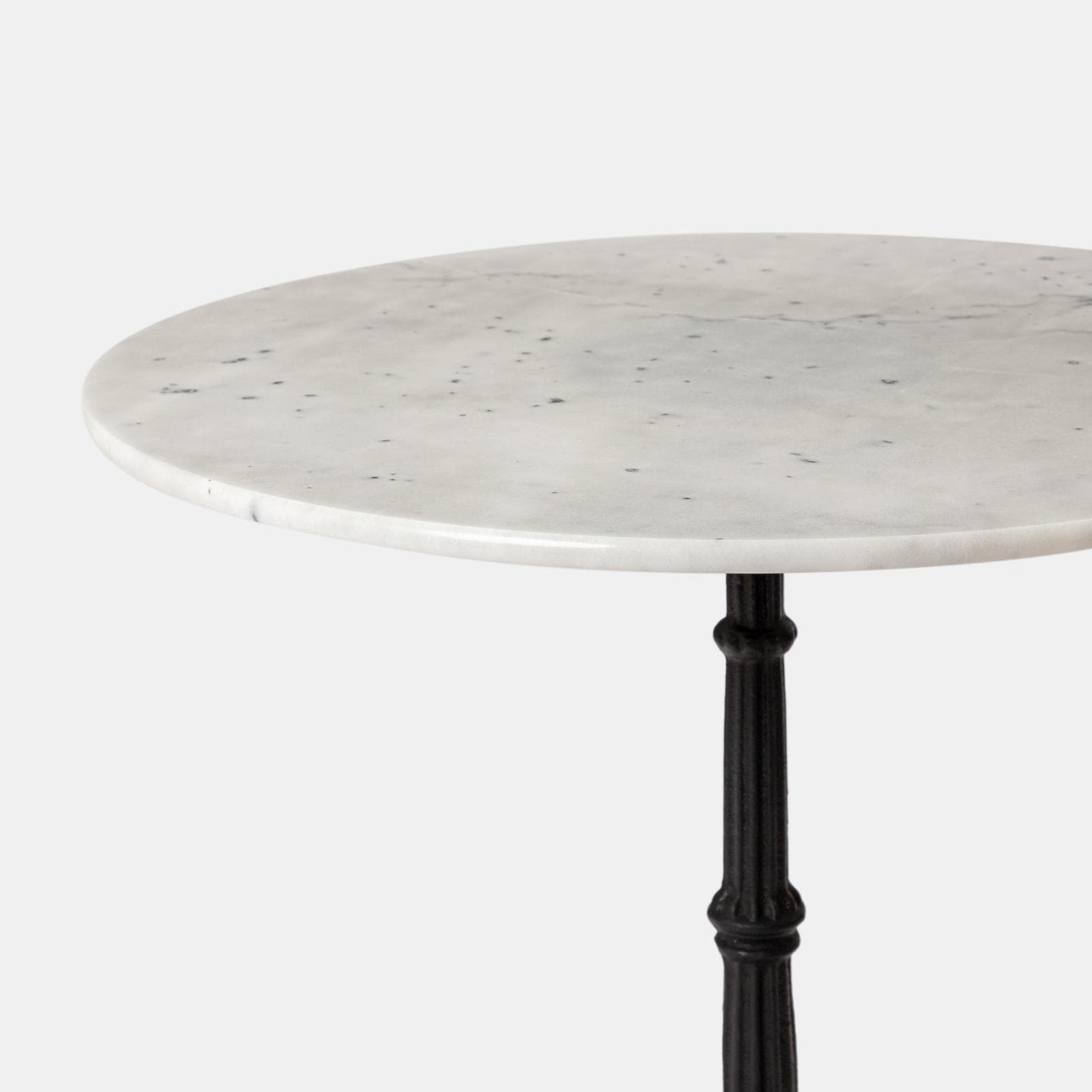Tavolo da giardino rotondo 80 cm con top in marmo bianco e struttura nera - Gordon