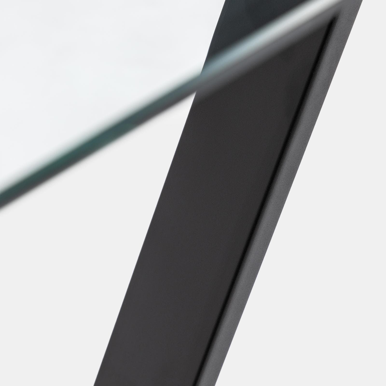 Scrivania 150x90 cm piano vetro temperato 10 mm e base in acciaio nero - Masao