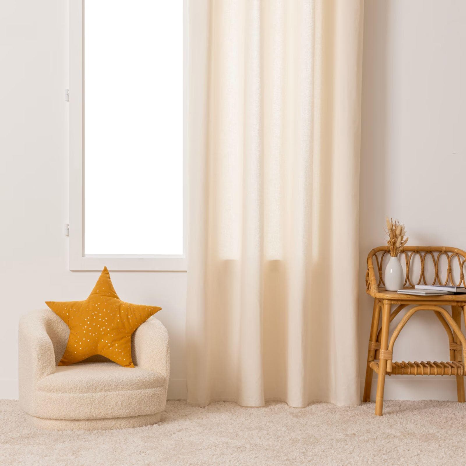 Tenda filtrante 140x260h cm in cotone beige con fiori e pompon - Oceania Kids
