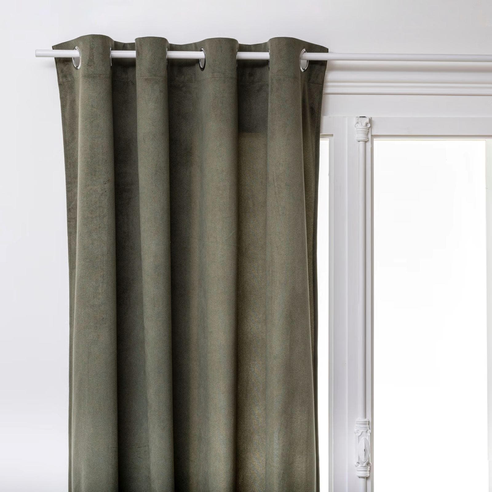 Tenda oscurante 140x260h cm in tessuto verde