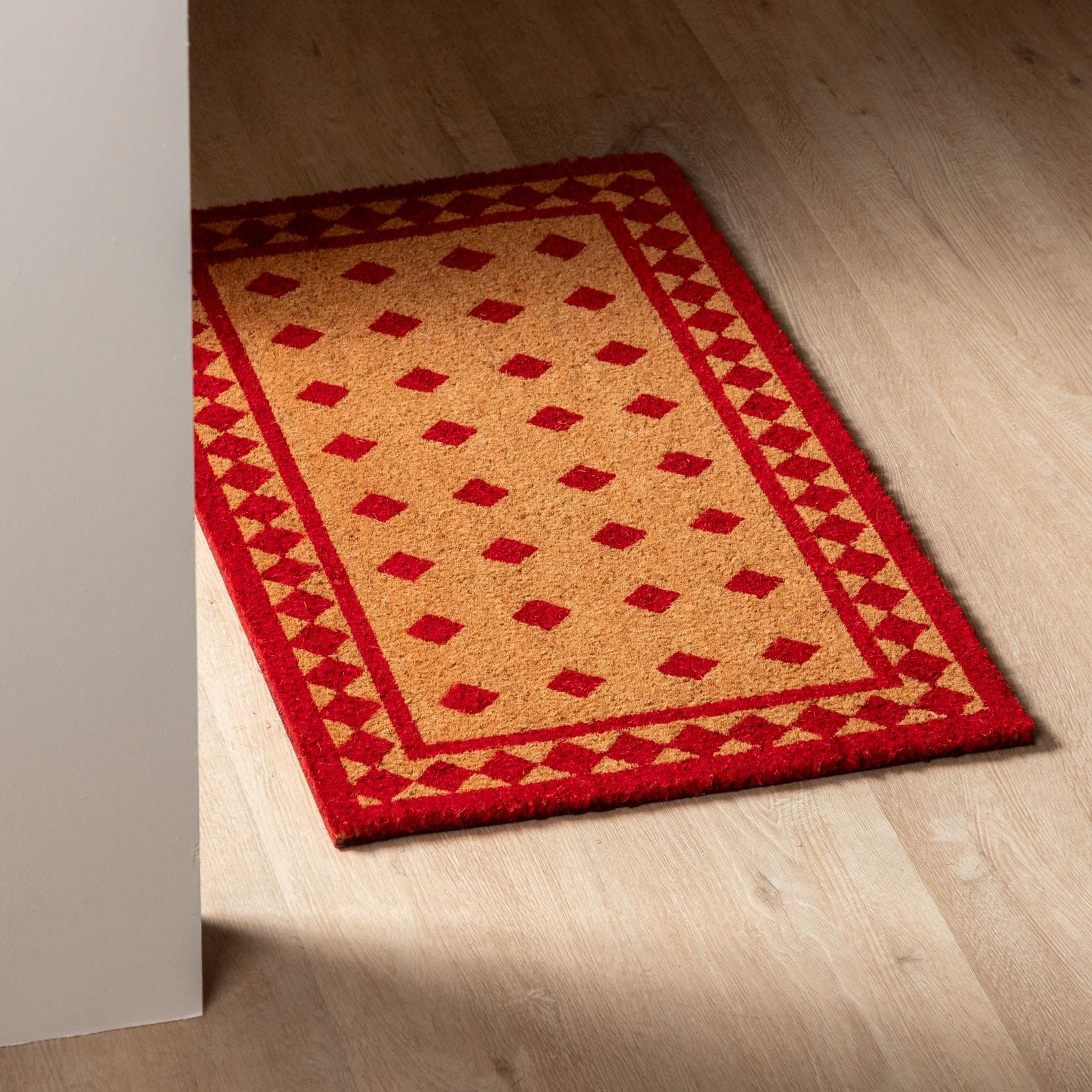 Zerbino 45x75 cm in coir con disegno geometrico rosso